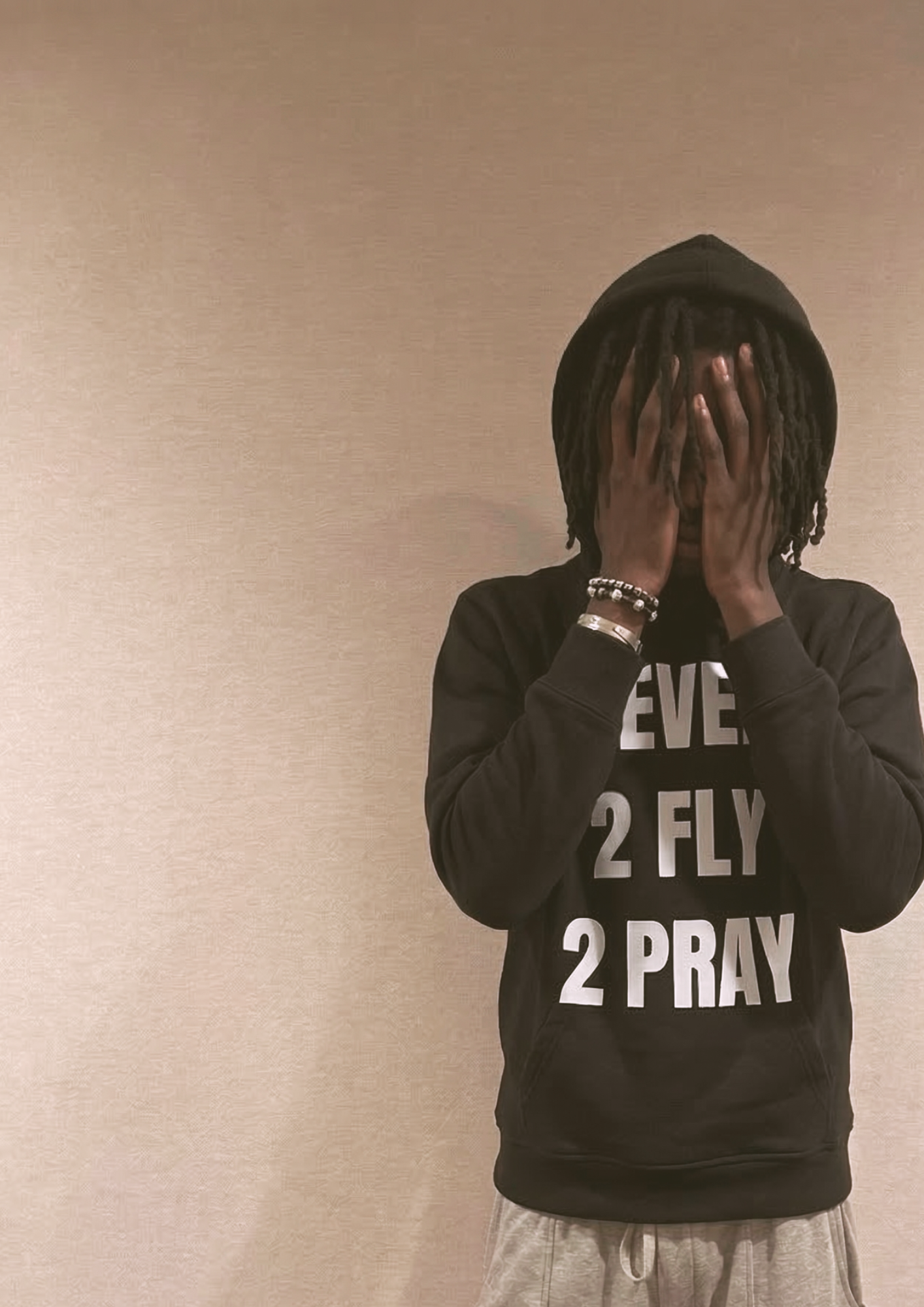 Never2Fly2Pray Hoodie (regular)