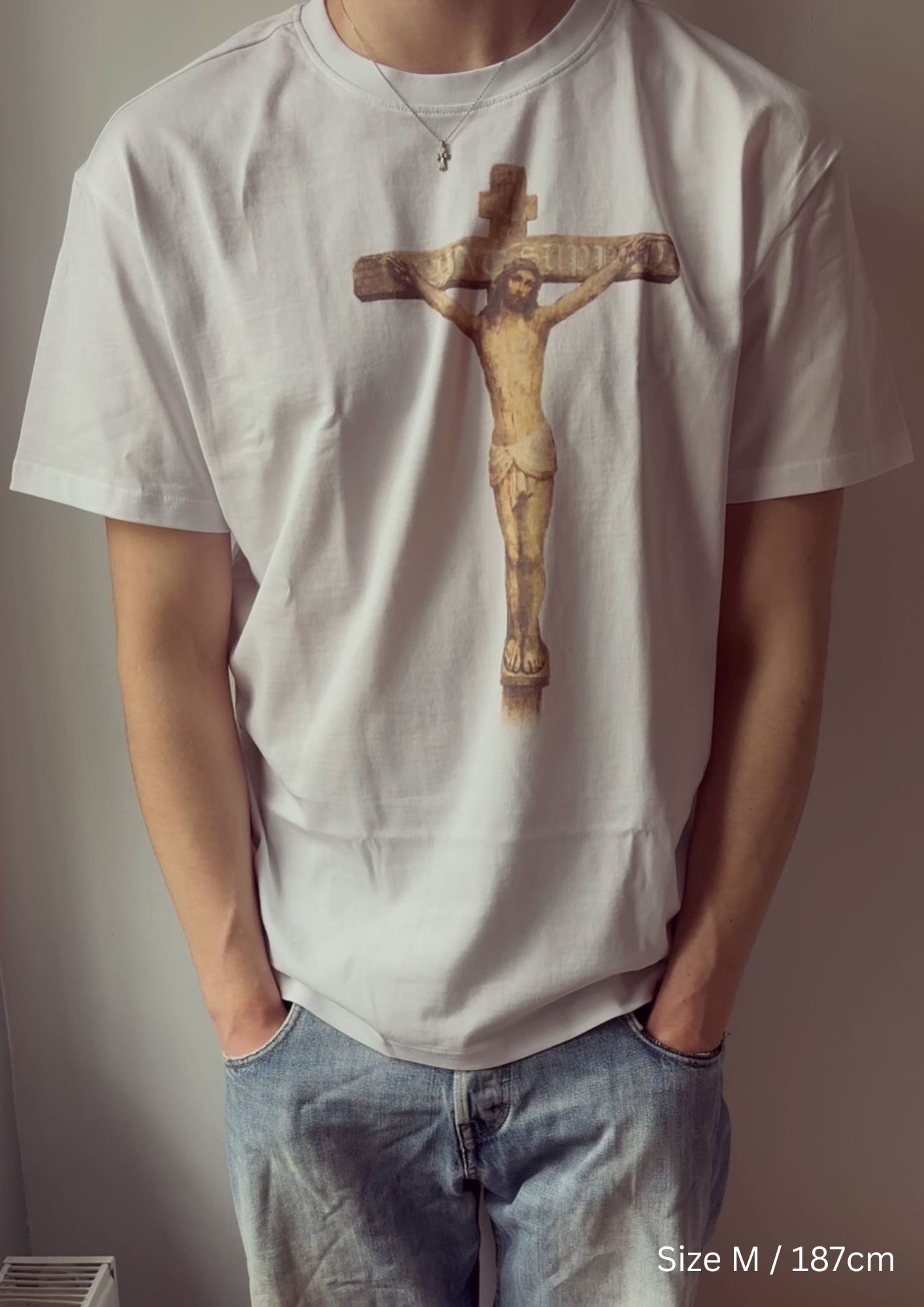 Jesus Cross Vintage Tee (baggy)