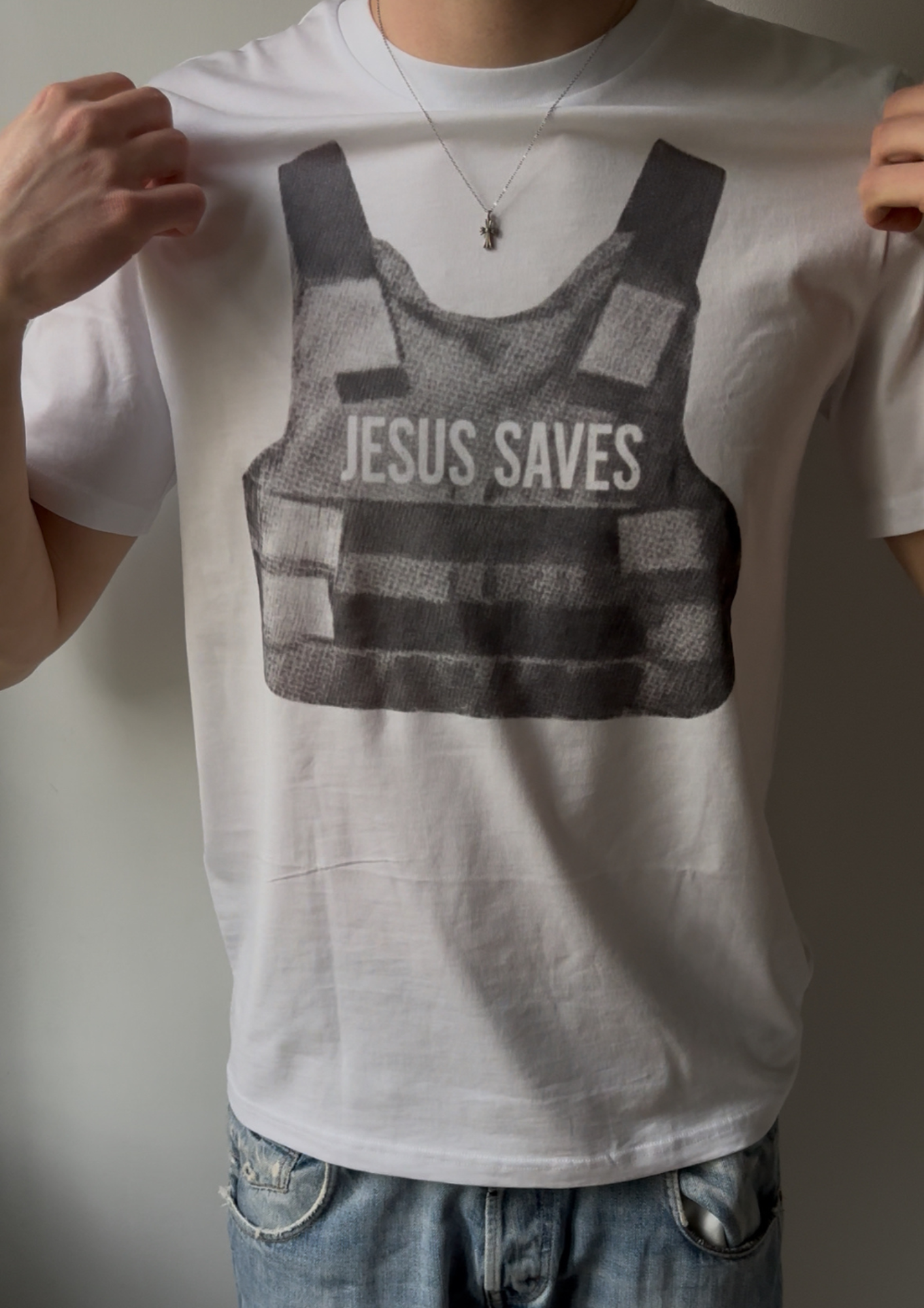 Jesus Saves Tee (regular)